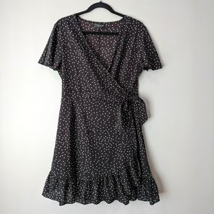 Cute polka dot wrap dress size L